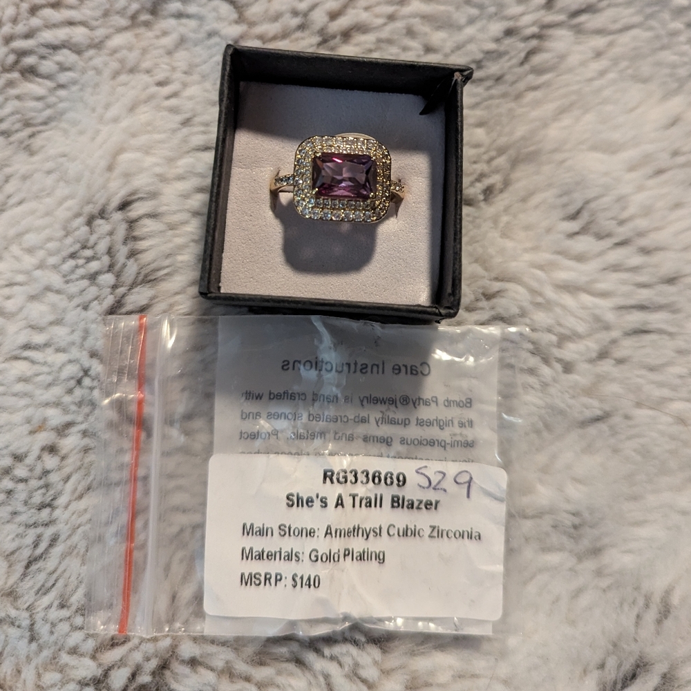 Ring Bomb Party Ring - She's a Trail Blazer - Size 9 - BRAND NEW